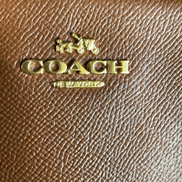 COACH EUC shoulder bag w/3 compartments & D-rings to add a crossbody strap! - Picture 8 of 12